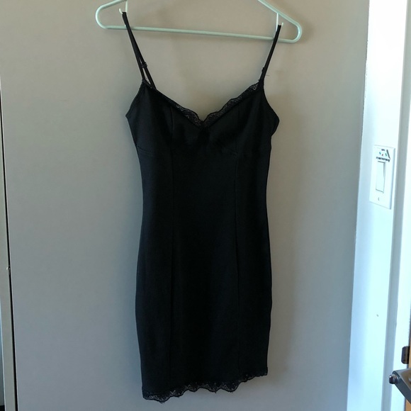❤️ Solado Black Mini Slip ❤️ - Picture 2 of 5